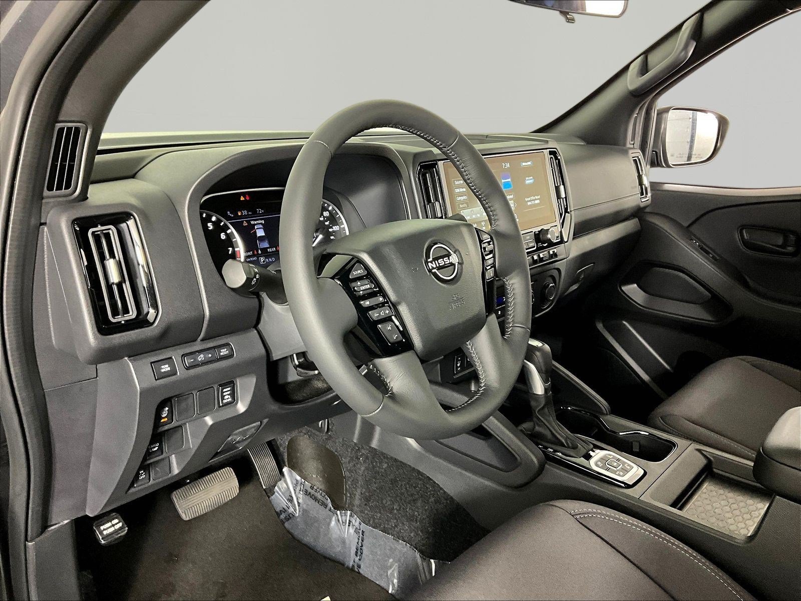 New 2027 Nissan Frontier SV w/ SV Convenience Package AWD/4WD image 15