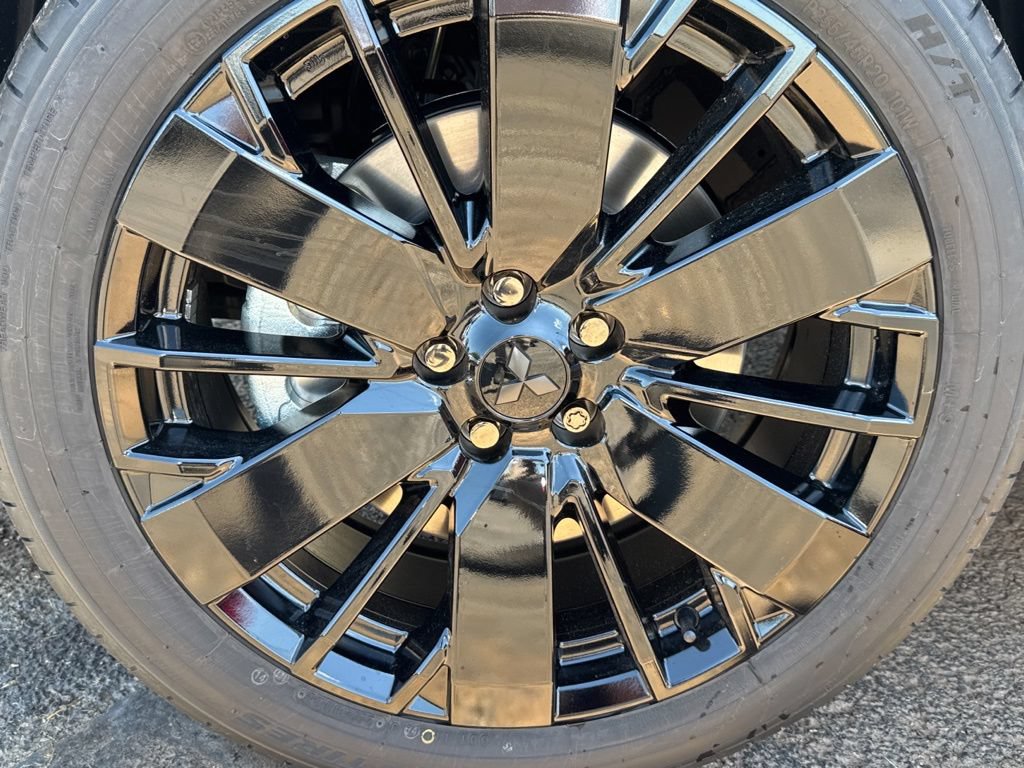 New 2026 Mitsubishi Outlander LE FWD image 46