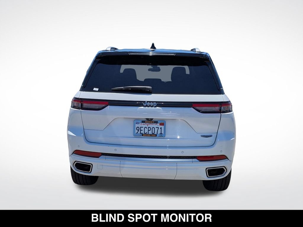 Certified 2022 Jeep Grand Cherokee Summit w/ Luxury Tech Group V RWD image 9