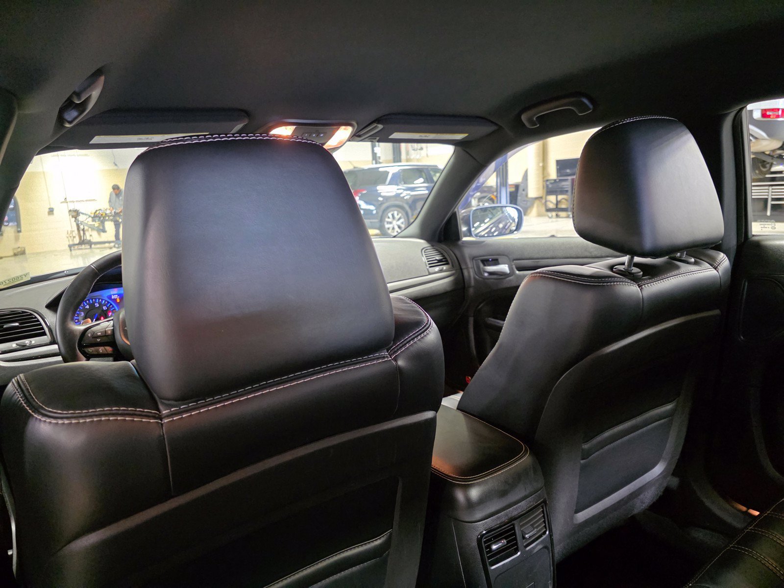 Used 2015 Chrysler 300 S RWD image 15