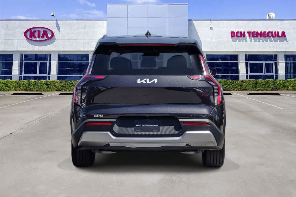 Certified 2024 Kia EV9 Wind AWD/4WD image 5