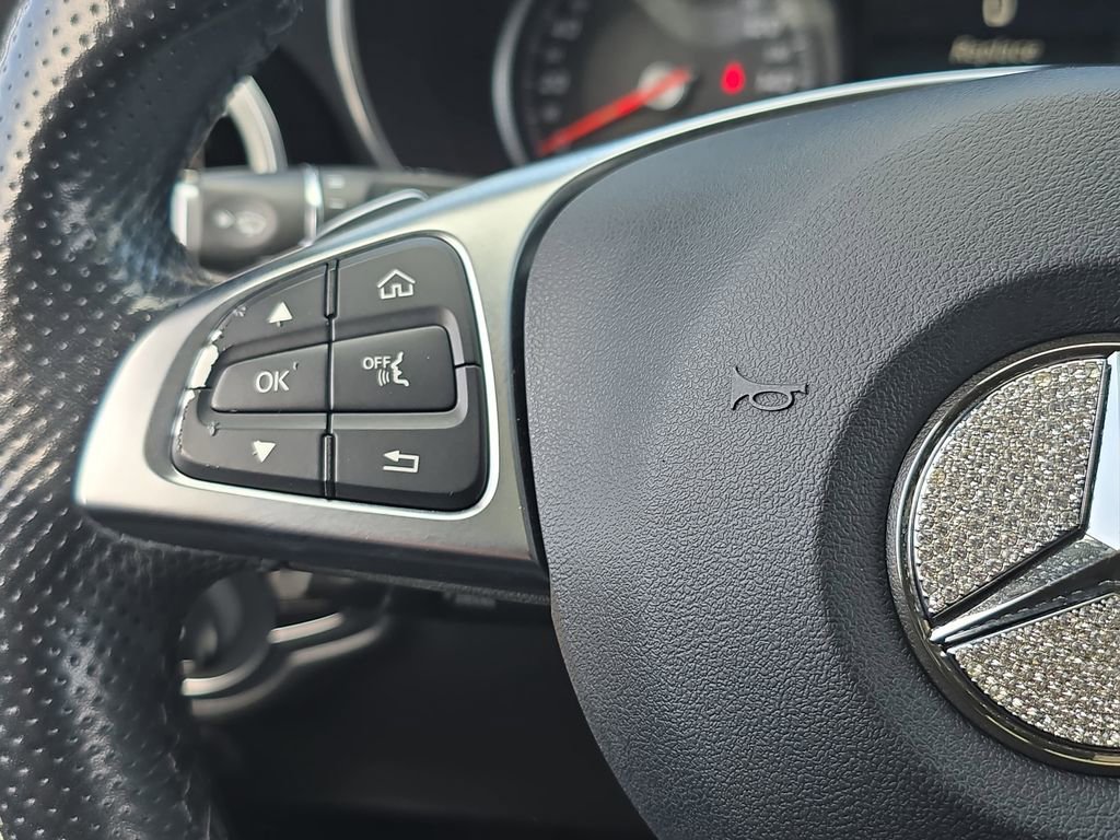 Used 2019 Mercedes-Benz GLC 300 4MATIC Coupe image 20