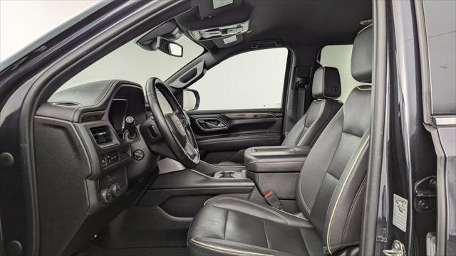 Used 2023 Chevrolet Suburban Premier RWD image 13