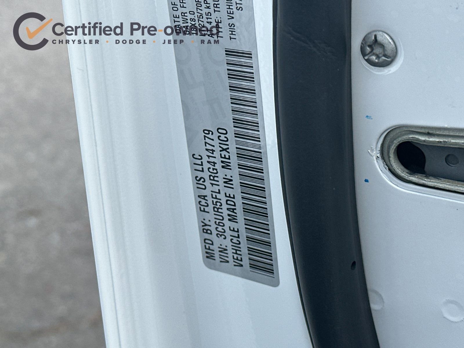Used 2024 RAM 2500 Laramie w/ Safety Group AWD/4WD image 29