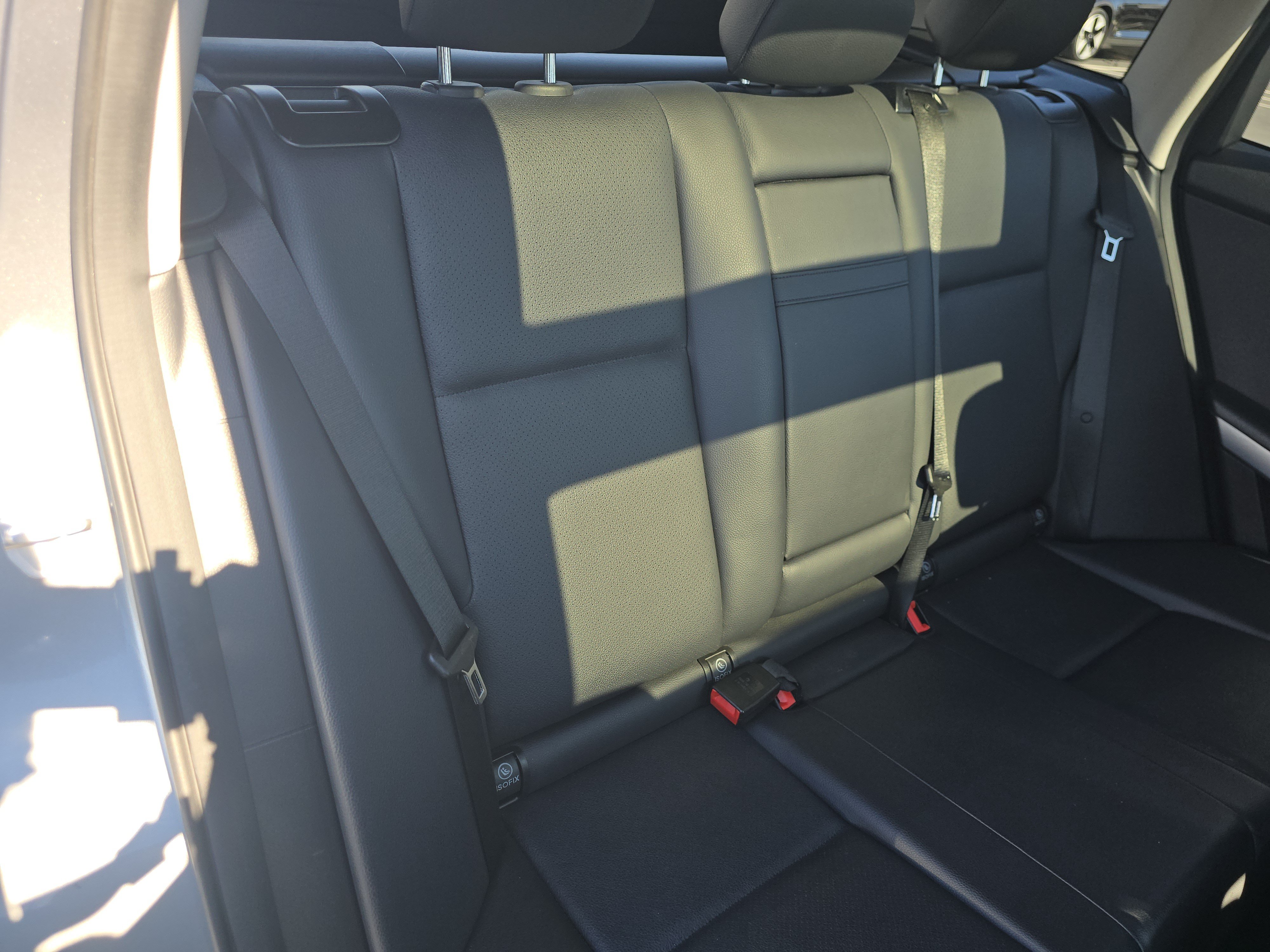 Used 2012 Mercedes-Benz GLK 350 4MATIC image 18