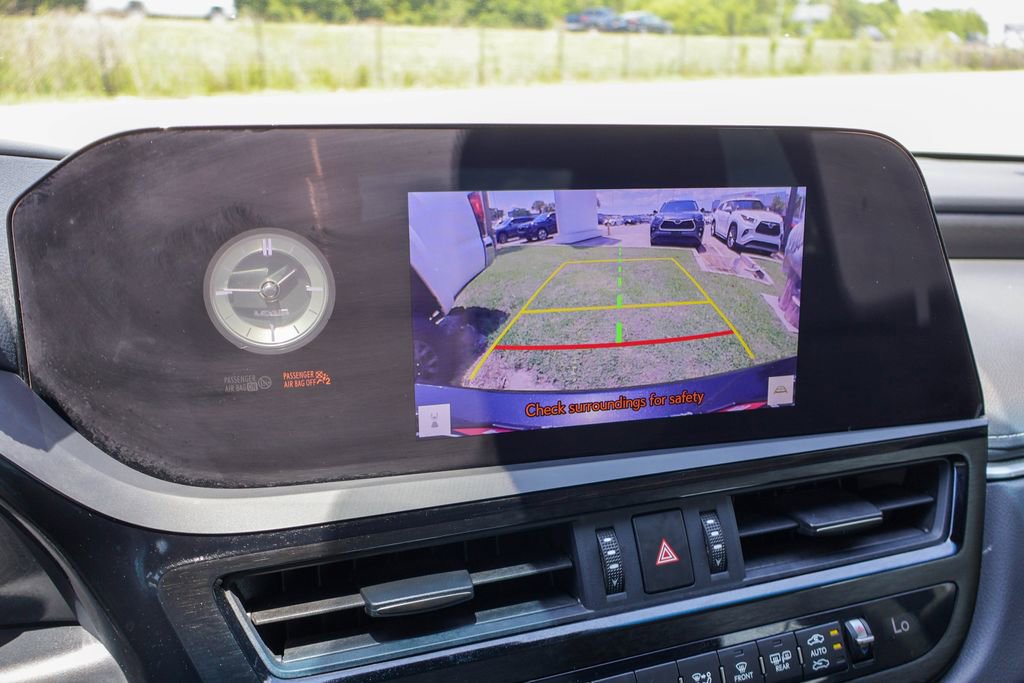 Used 2023 Lexus ES 350 w/ Premium Package FWD image 4