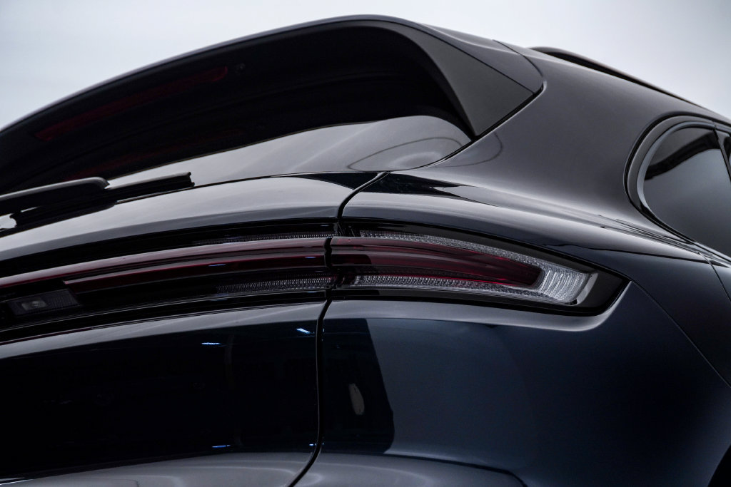 New 2026 Porsche Cayenne GTS AWD/4WD image 12
