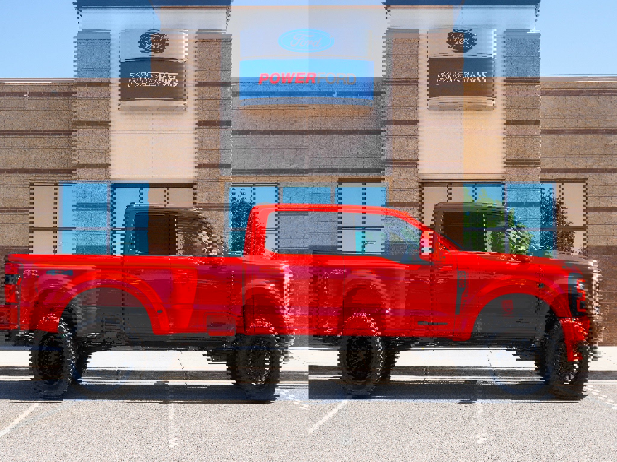 Used 2026 Ford F450 Lariat image 4