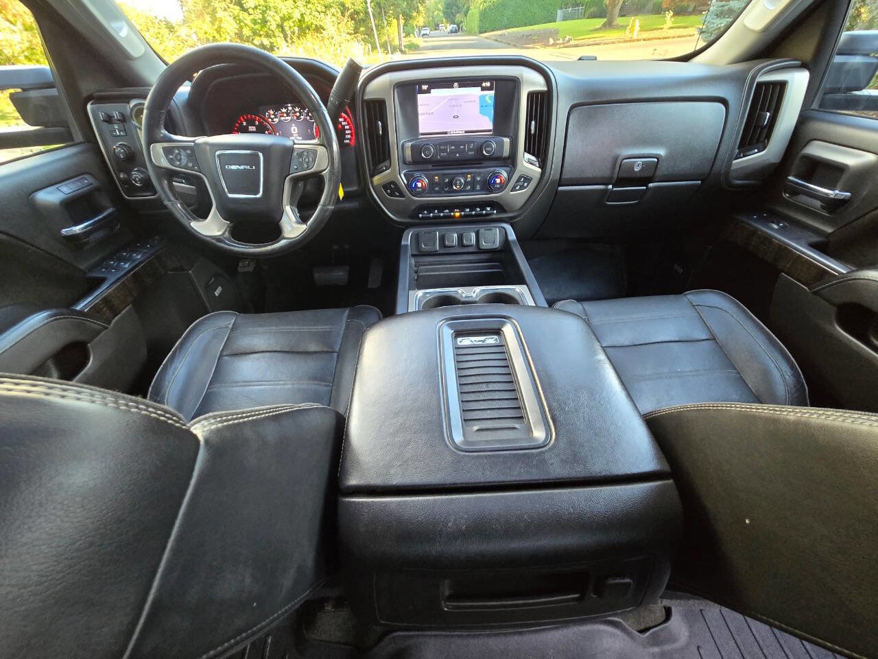 Used 2016 GMC Sierra 2500 Denali w/ Duramax Plus Package image 2