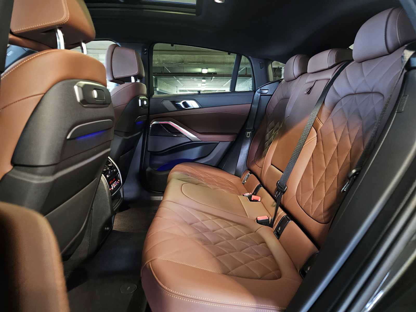 Used 2024 BMW X6 M60i image 36