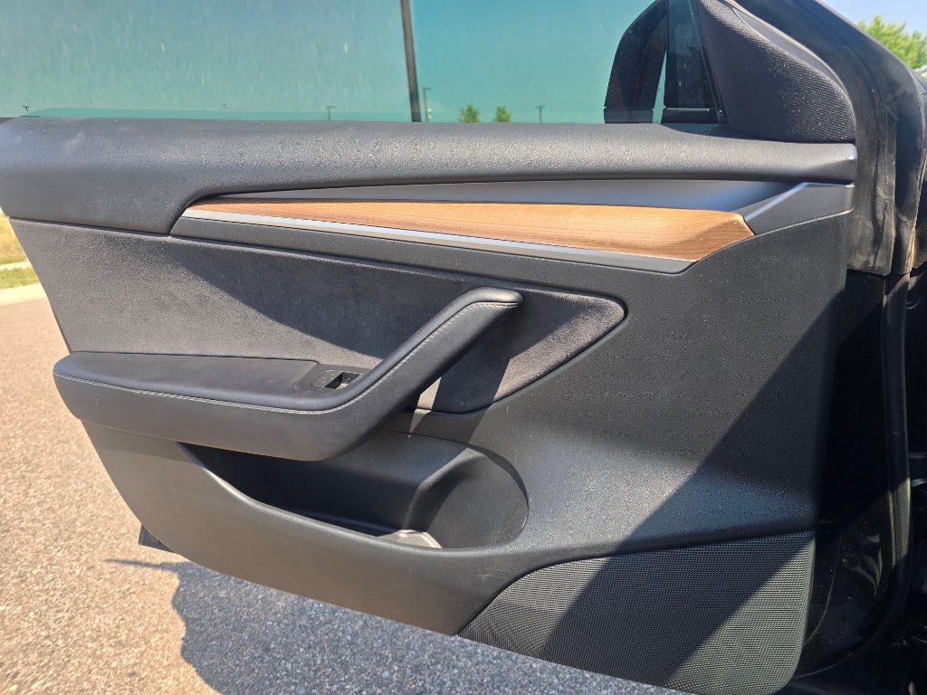Used 2022 Tesla Model 3 Performance AWD/4WD image 16