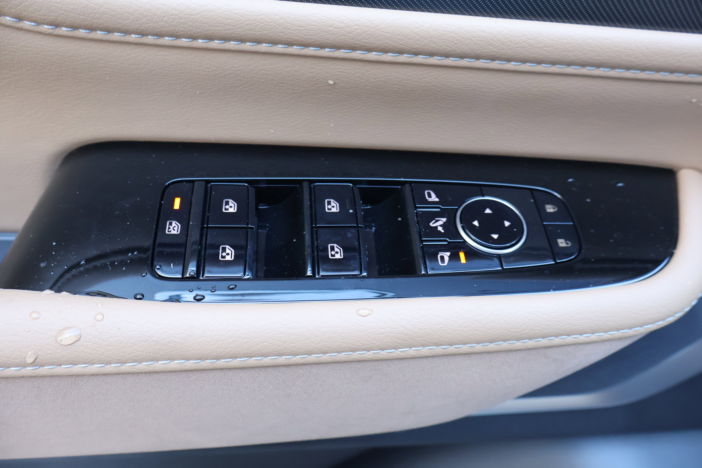 New 2026 INFINITI QX80 Luxe image 12