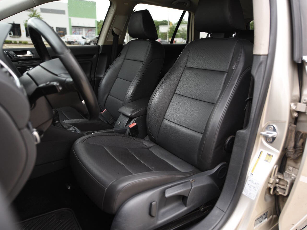 Used 2013 Volkswagen Jetta TDI image 12