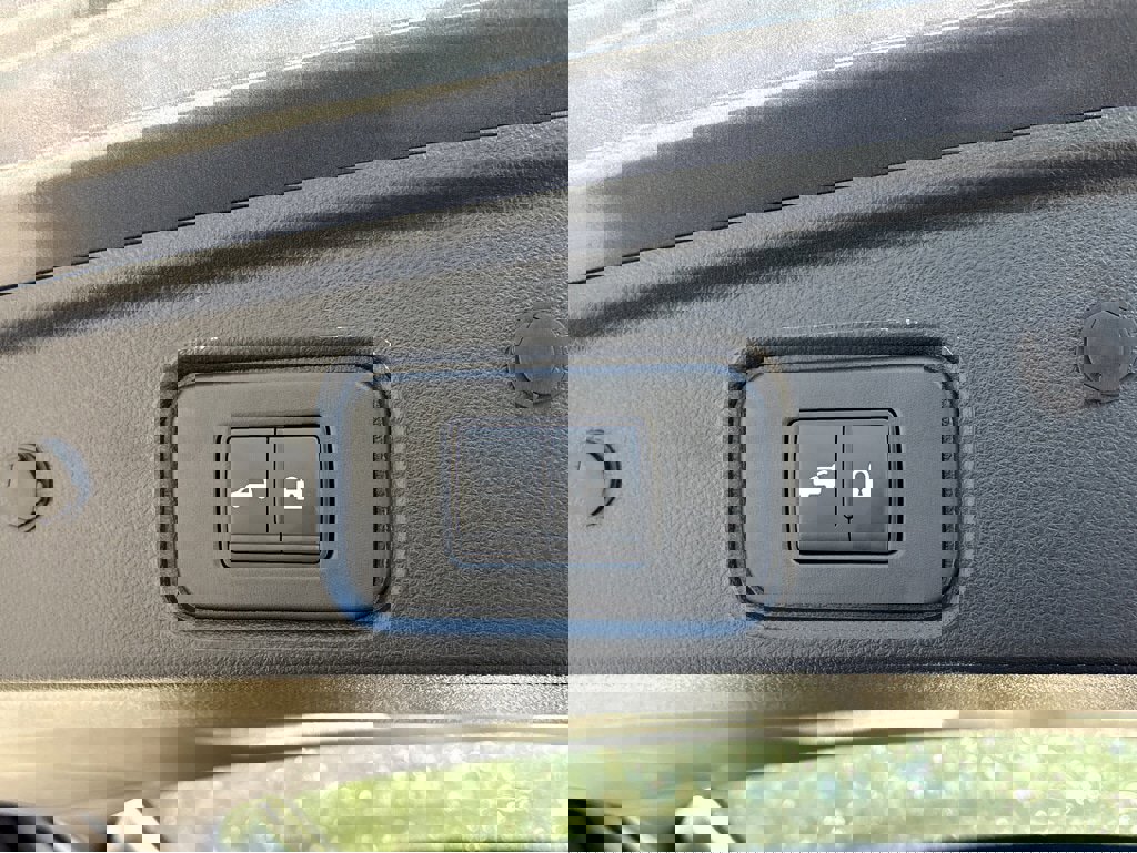 New 2025 Nissan Pathfinder Rock Creek image 31