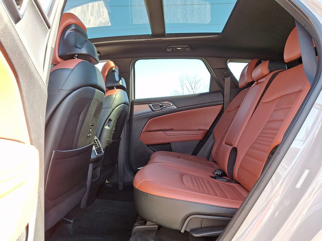 Certified 2023 Kia Sportage SX image 10