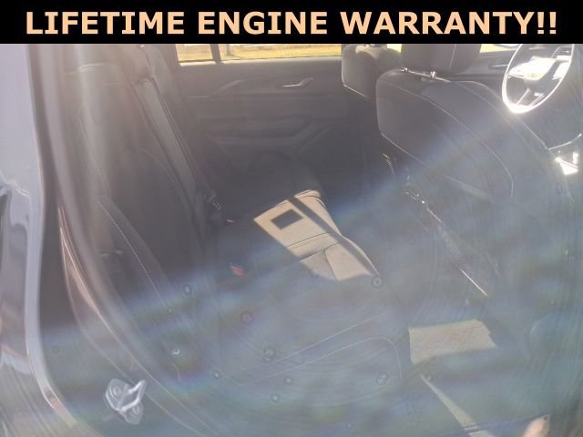 New 2025 Jeep Grand Cherokee Laredo X w/ Trailer Tow Package image 24