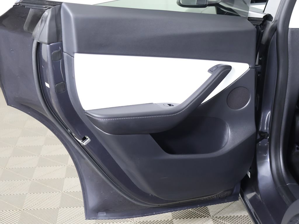 Used 2021 Tesla Model Y Performance AWD/4WD image 26