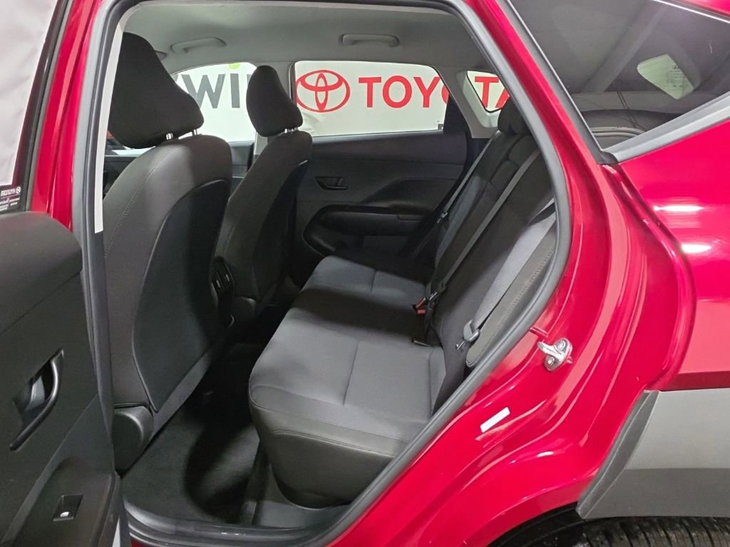 Used 2024 Hyundai Kona SEL FWD image 21