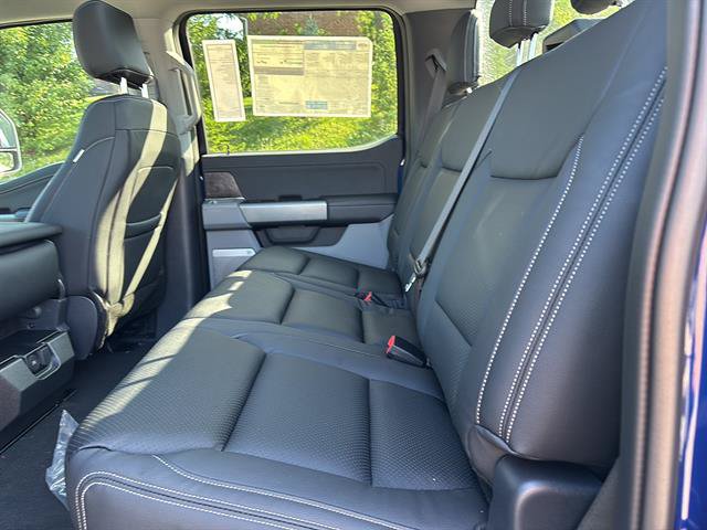 New 2026 Ford F250 XLT w/ XLT Premium Package AWD/4WD image 16