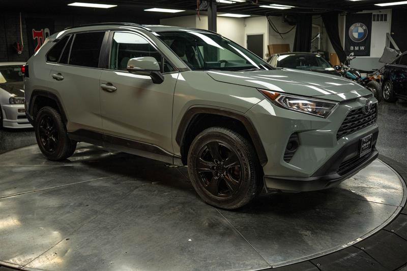 Used 2021 Toyota RAV4 XLE image 5