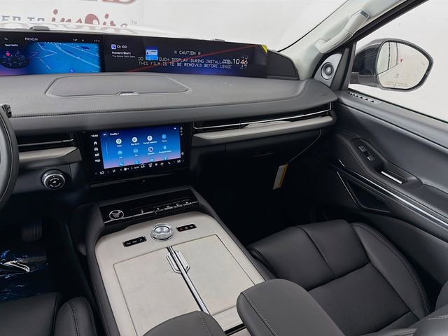 New 2026 Lincoln Navigator L Premier AWD/4WD image 26