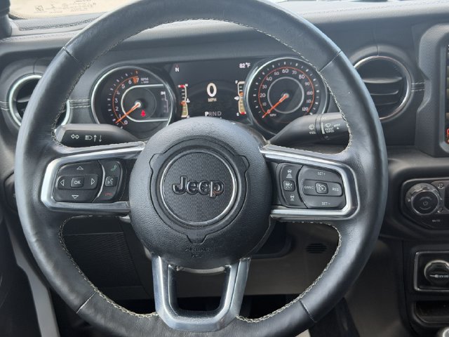 Used 2019 Jeep Wrangler Unlimited Sahara AWD/4WD image 27