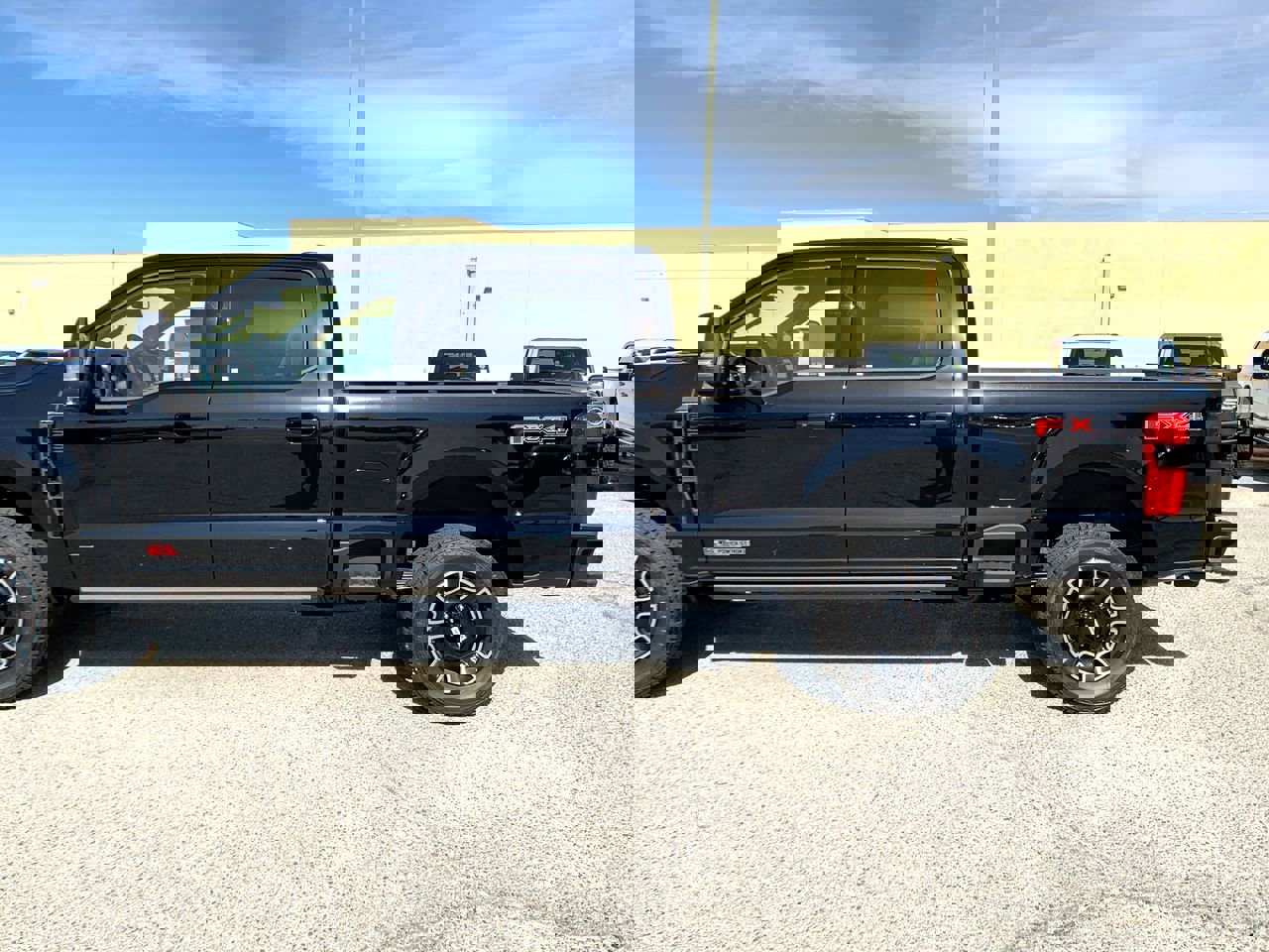 New 2025 Ford F250 Platinum image 14