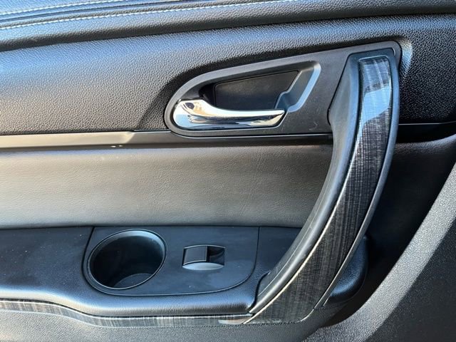 Used 2016 GMC Acadia SLT image 16