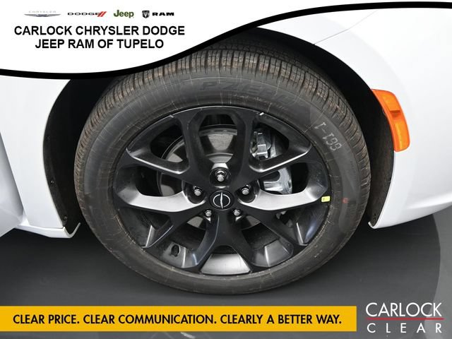 New 2026 Chrysler Pacifica Limited w/ Uconnect Theater Family Group FWD image 55