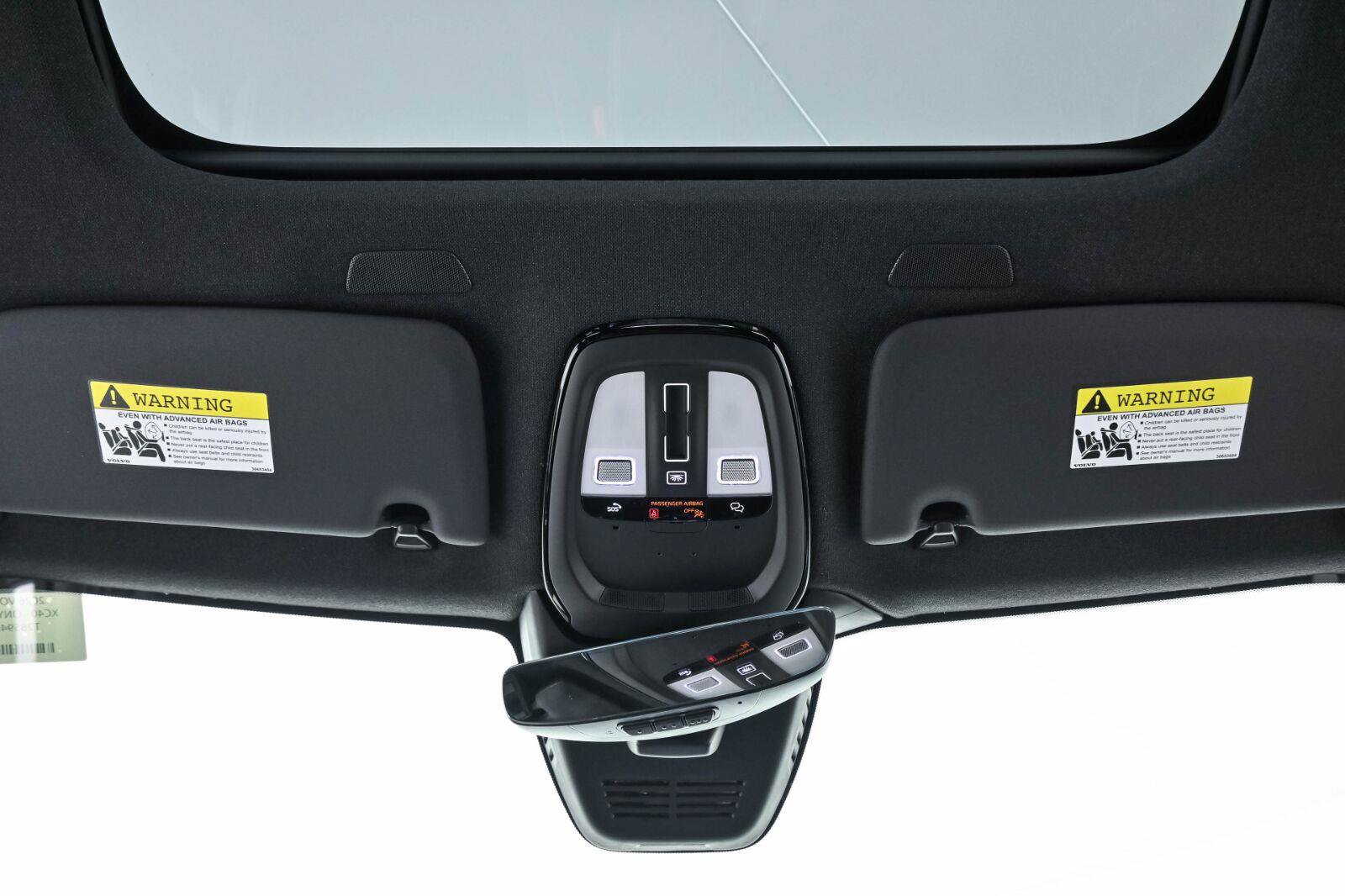 New 2026 Volvo XC40 B5 Ultra w/ Protection Package Premier AWD/4WD image 19