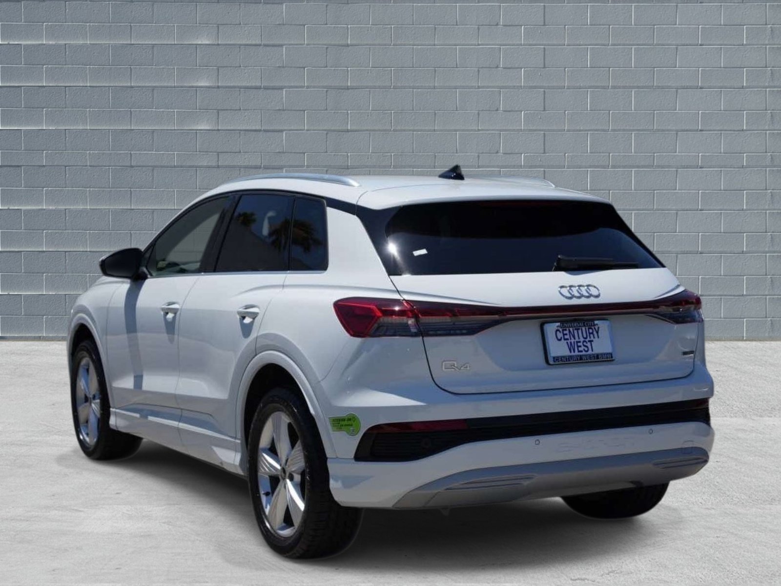 Used 2022 Audi Q4 e-tron Prestige AWD/4WD image 3