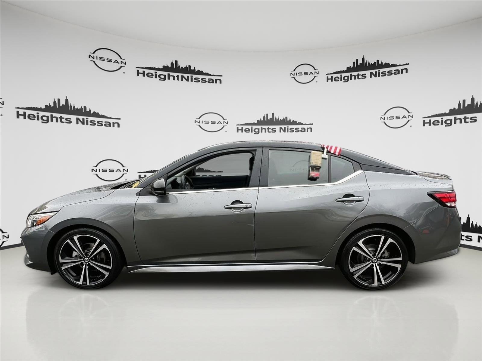 Certified 2023 Nissan Sentra SR w/ Trunk Package image 2