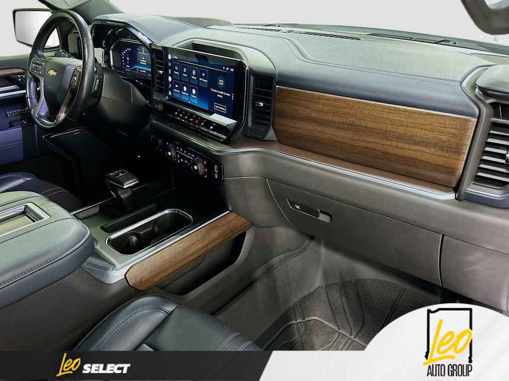 Certified 2022 Chevrolet Silverado 1500 High Country w/ High Country Premium Package image 31