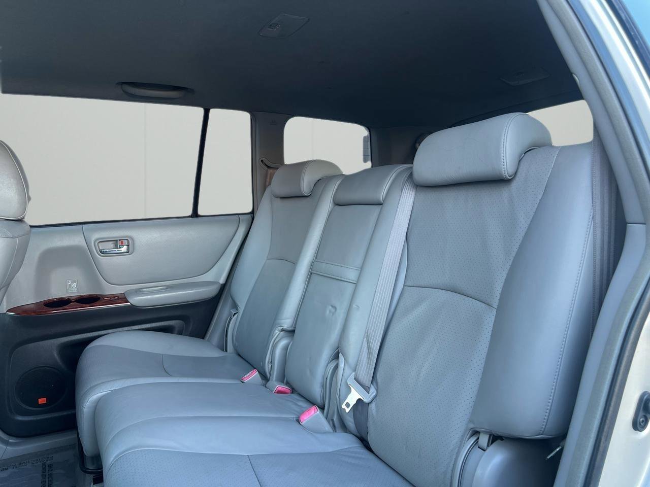 Used 2006 Toyota Highlander Limited AWD/4WD image 26