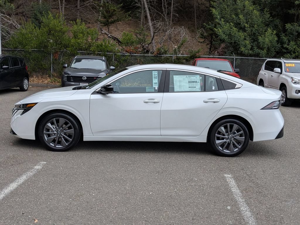 New 2026 Nissan Sentra SL w/ Floor Mat Package FWD image 8