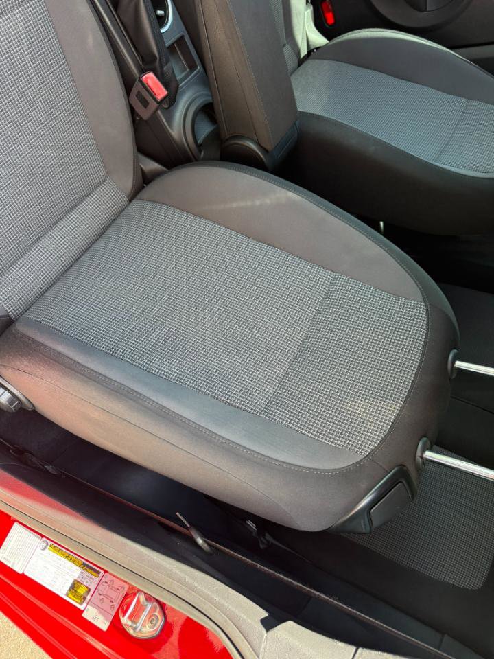 Used 2018 Volkswagen Beetle 2.0T S FWD image 26