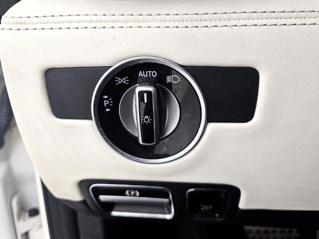 Used 2018 Mercedes-Benz AMG GT Roadster image 21