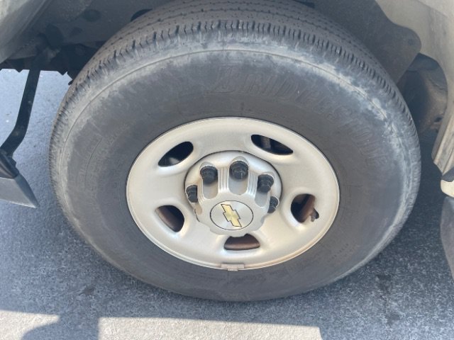 Used 2022 Chevrolet Express 3500 LS RWD image 17