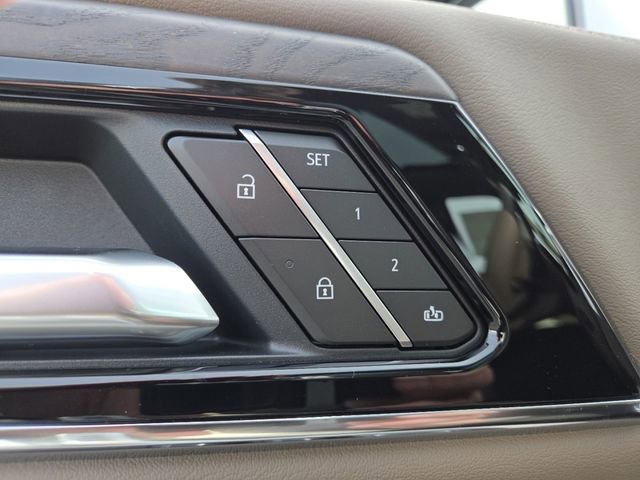 New 2026 GMC Yukon XL Denali w/ Denali Reserve Package image 12