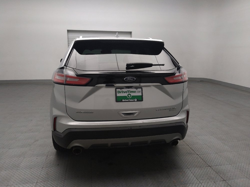 Used 2019 Ford Edge Titanium FWD image 6