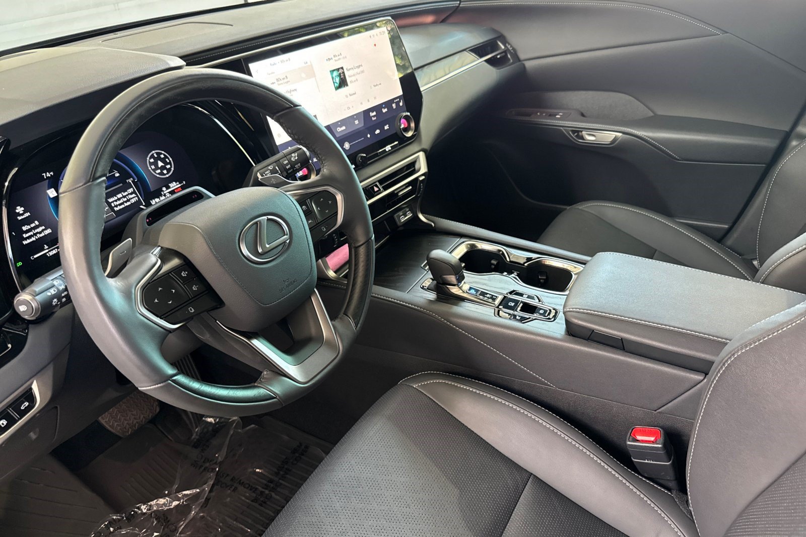 Certified 2025 Lexus RX 350 w/ Convenience Package AWD/4WD image 11