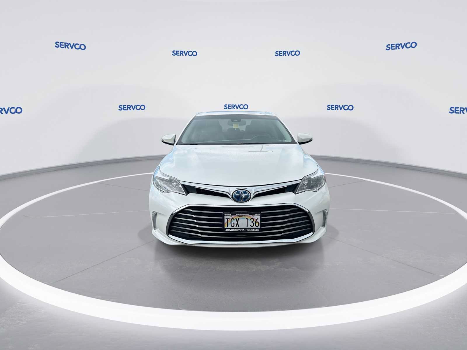 Used 2017 Toyota Avalon Limited FWD image 3