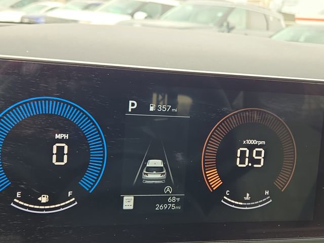 Certified 2025 Hyundai Tucson SEL image 9