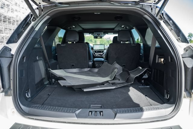Used 2025 Ford Explorer ST w/ Sun And Sound Package AWD/4WD image 19