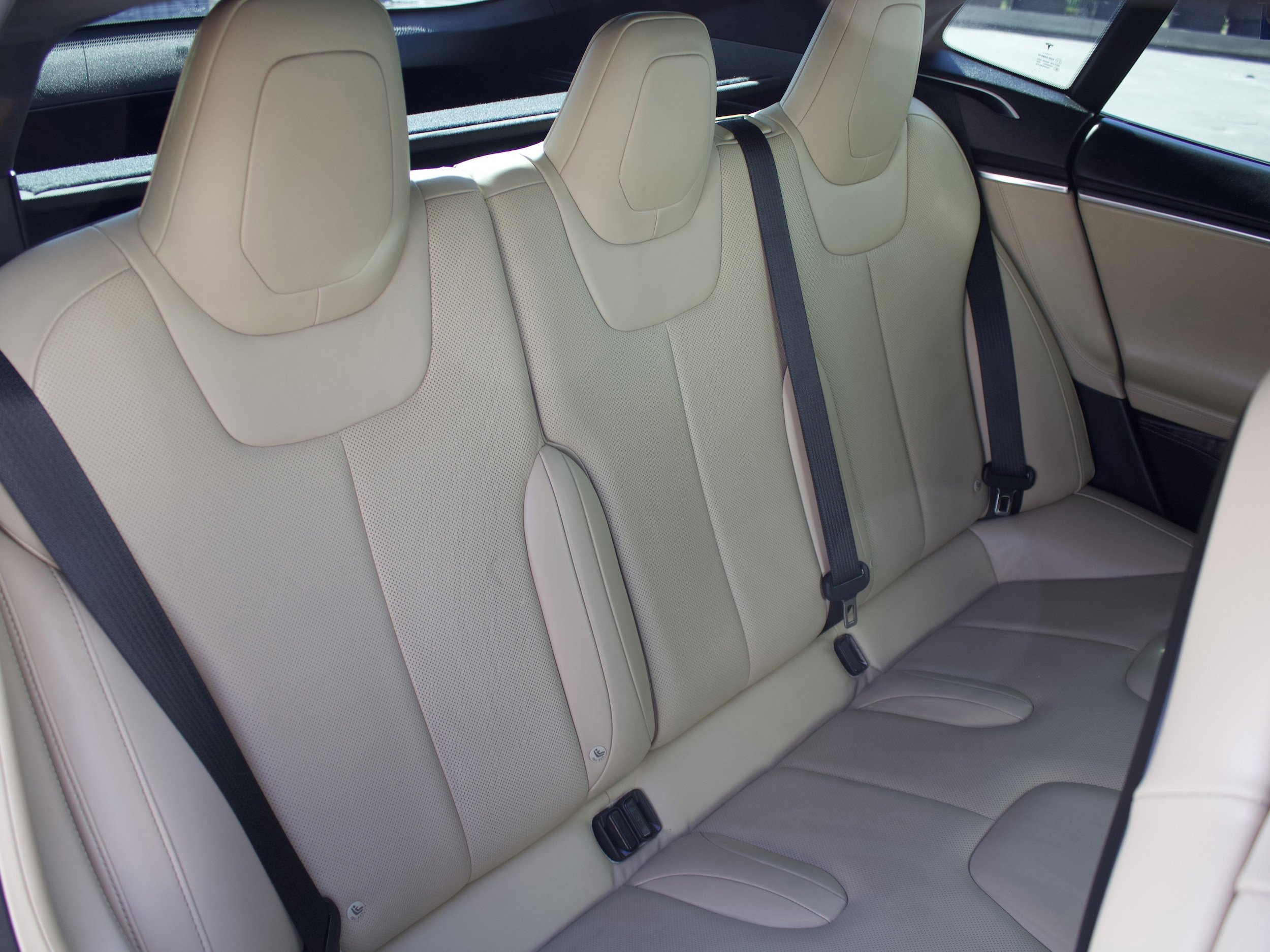 Used 2017 Tesla Model S 100D AWD/4WD image 31