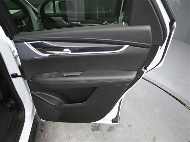 Certified 2025 Cadillac XT5 Premium Luxury image 16