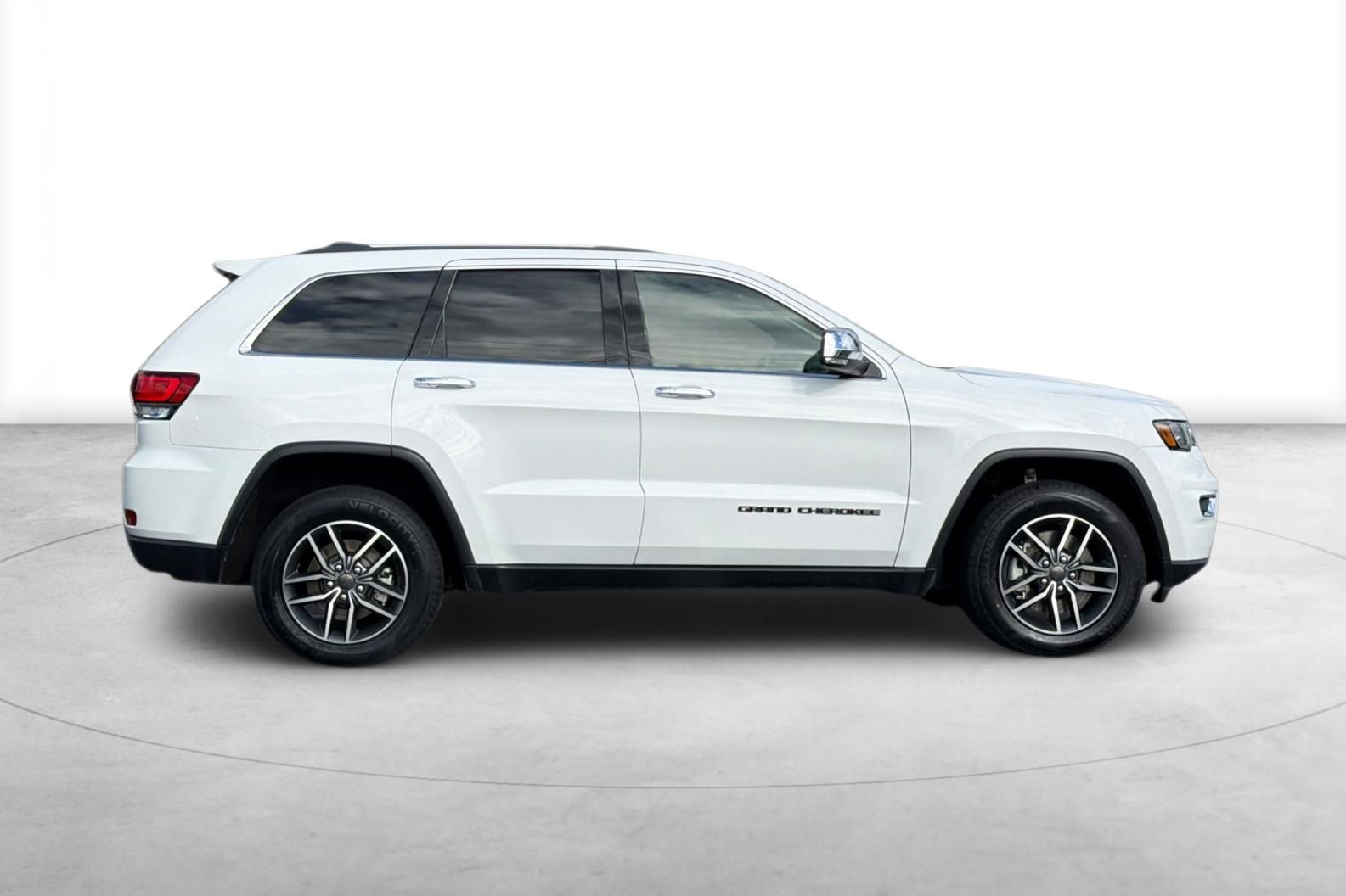 Used 2021 Jeep Grand Cherokee Limited w/ Luxury Group II image 7