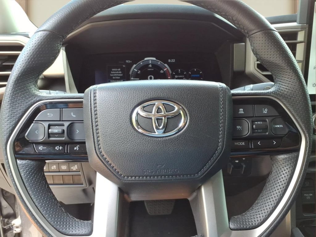 Used 2023 Toyota Tundra Limited AWD/4WD image 12