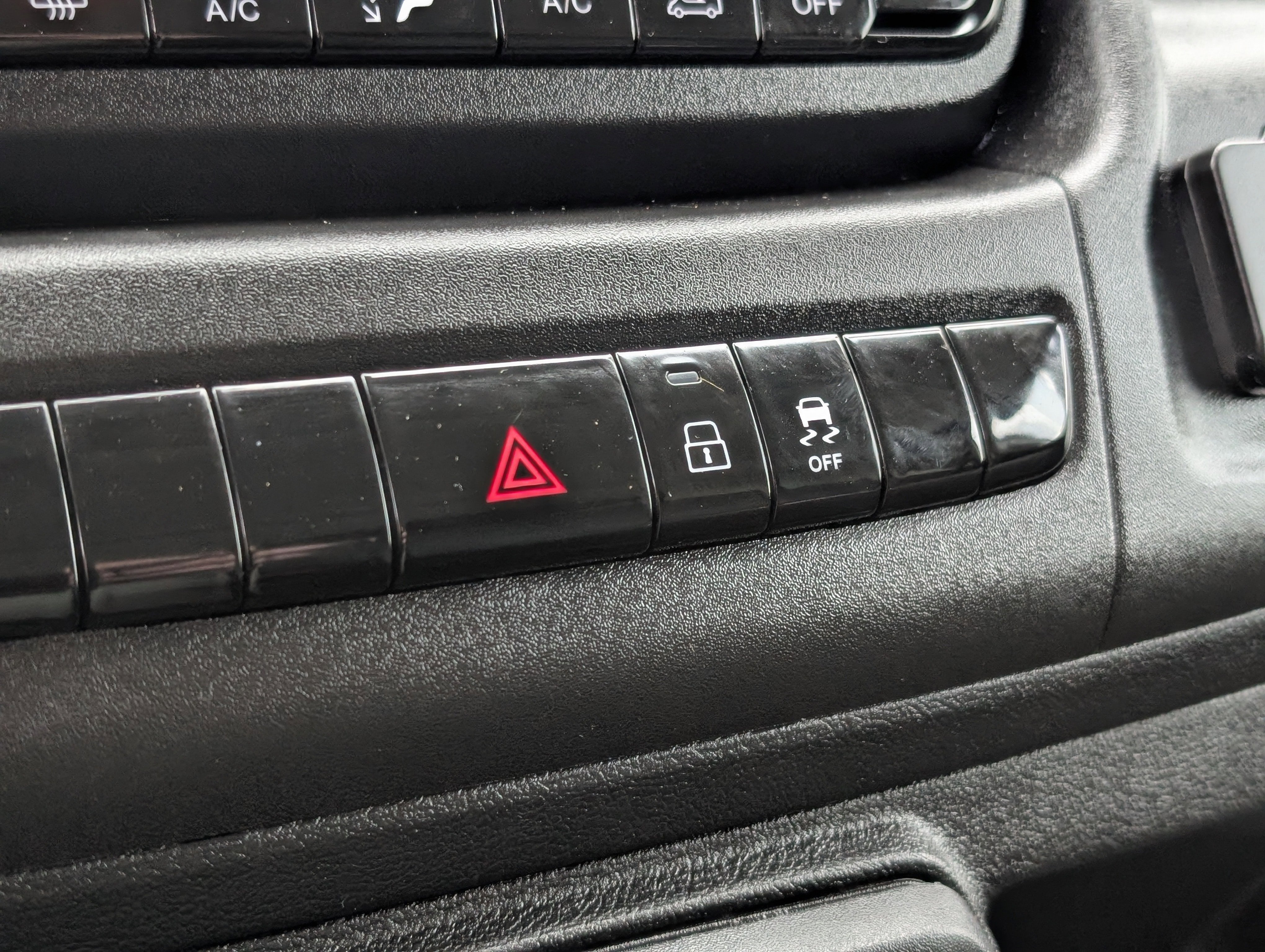 Used 2023 RAM ProMaster 2500 w/ Premium Appearance Group image 21