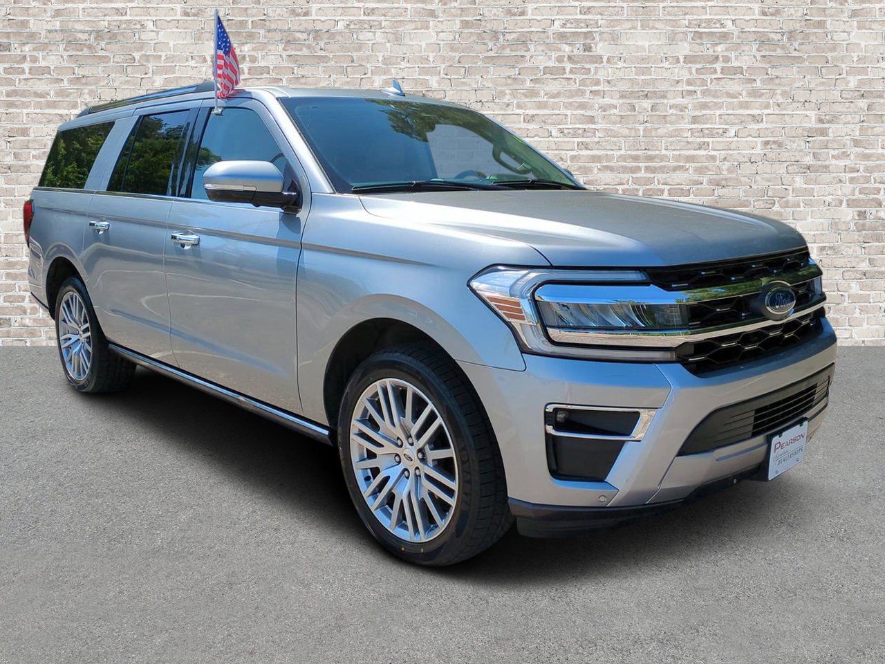 Used 2024 Ford Expedition Max Limited AWD/4WD image 1